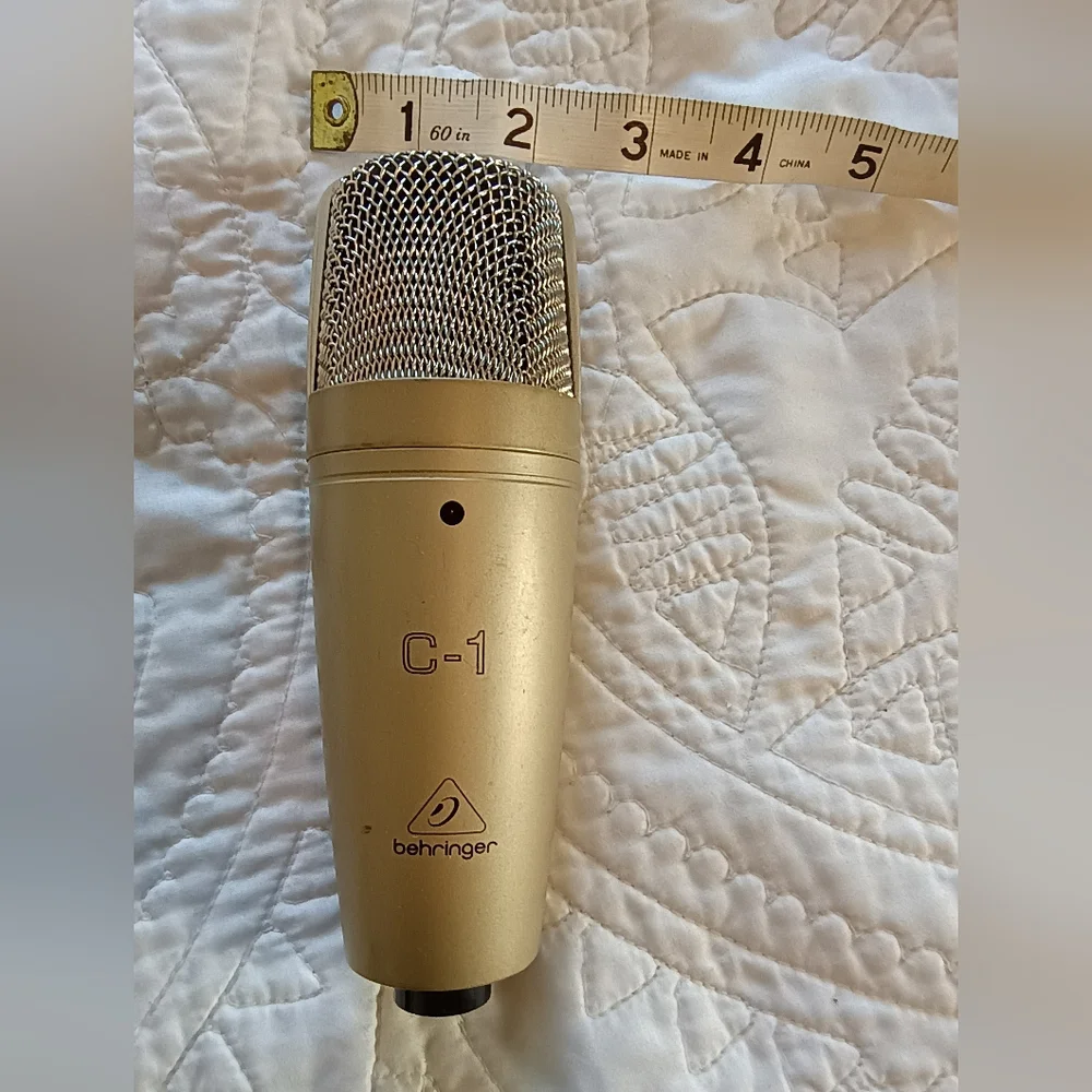 Behringer C-1 Studio Condenser Microphone